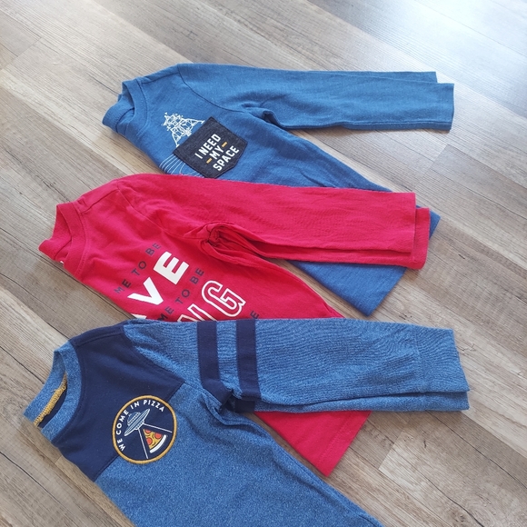 Old Navy Need Space UFO Pizza Brave Strong Long Sleeve Tee Bundle 4T - Picture 1 of 16